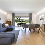 Moises Hébergement de vacances *