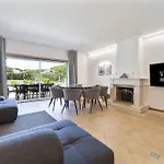 Hébergement de vacances Moises *